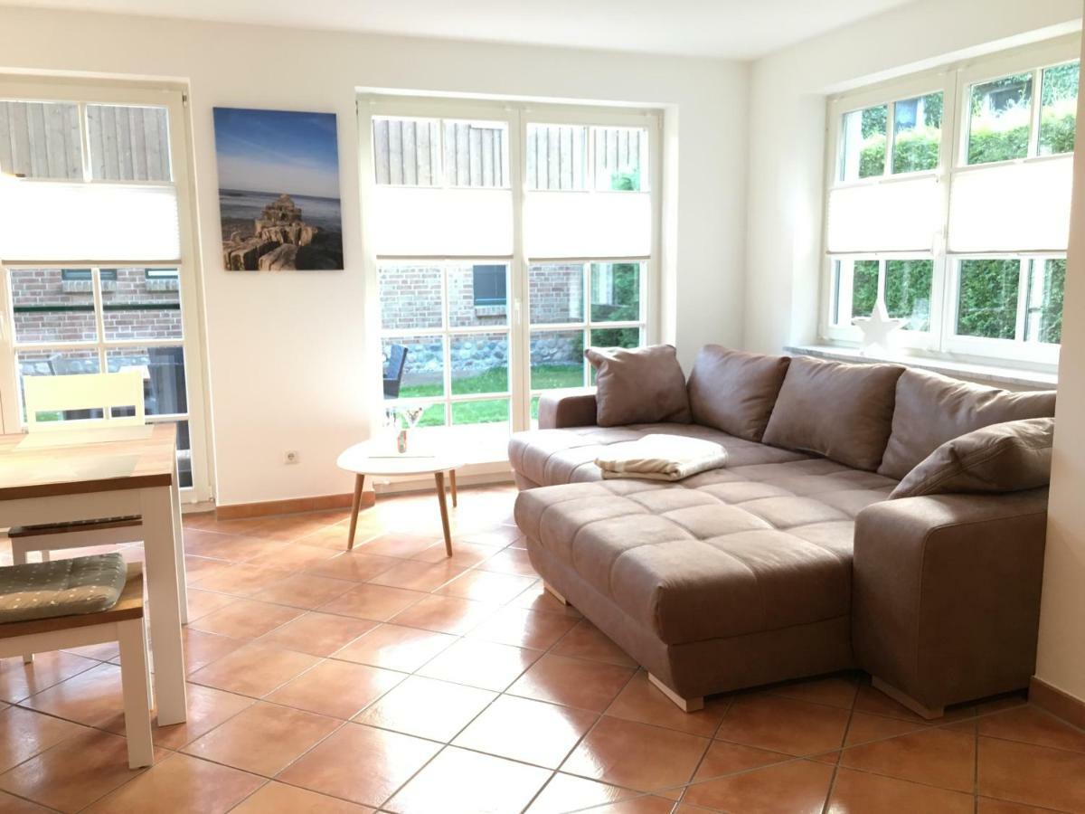Haus Hugo Zingst Apartment Luaran gambar